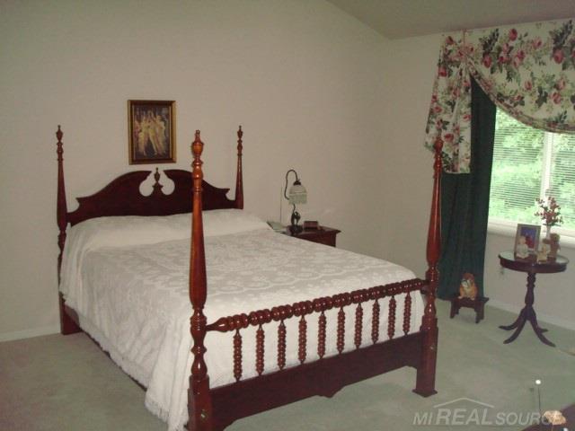 3627 Joshua Drive Rochester Hills, MI 48307 - Photo 13 of 28