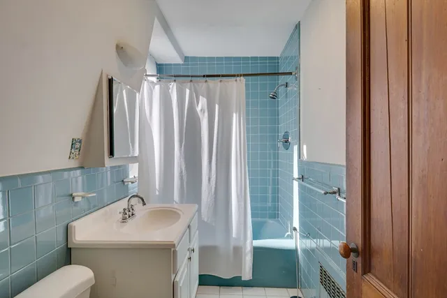 $2,275,000 | 77A Brooks Street, Winchester, MA 01890