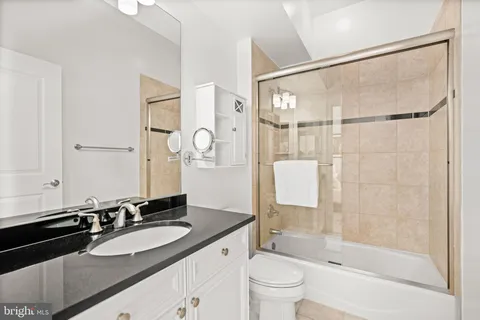 $649,000 | 1210 R Street Northwest, Unit 213, Washington, DC 20009