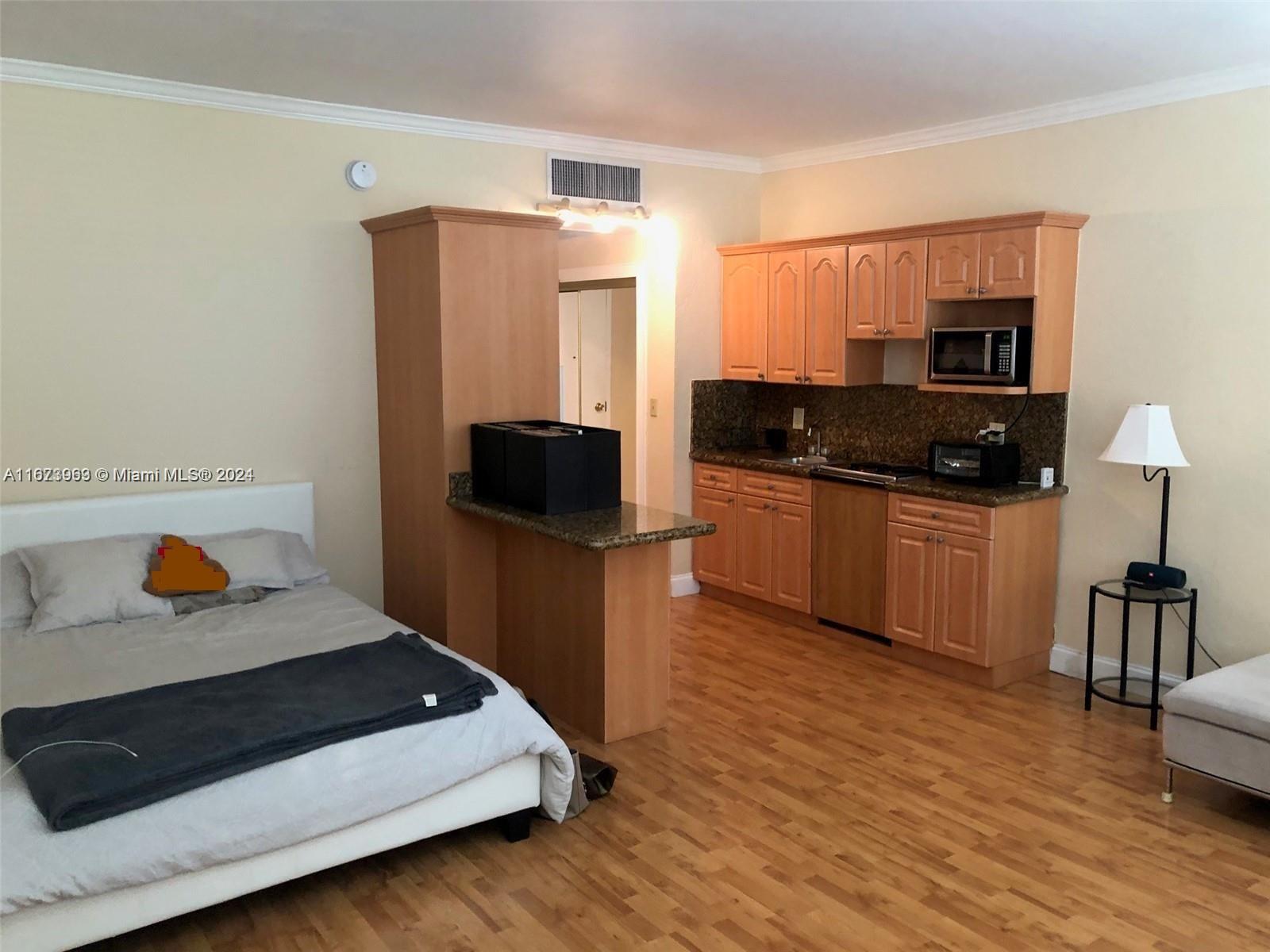 700 Biltmore Way, Unit 915, Coral Gables, FL 33134 Compass