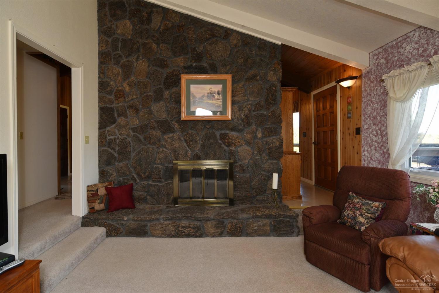 61843 Dobbin Road Bend, OR 97702 - Photo 12 of 25 Additional Photo