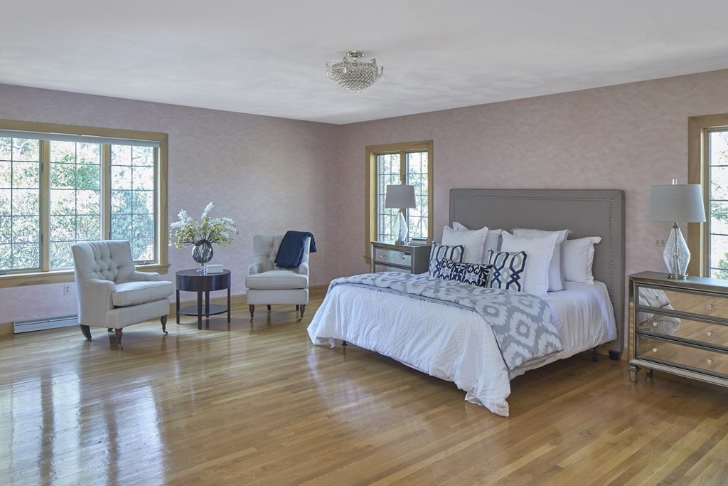 60 Cliff Road Weston, MA 02493 - Photo 11 of 16