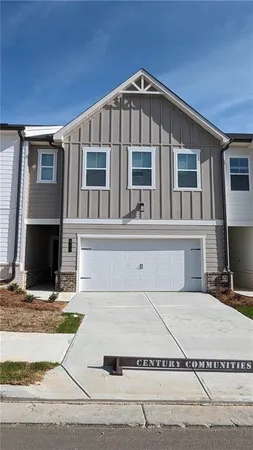 $2,300 | 840 Pt Pl Drive, Loganville, GA 30052