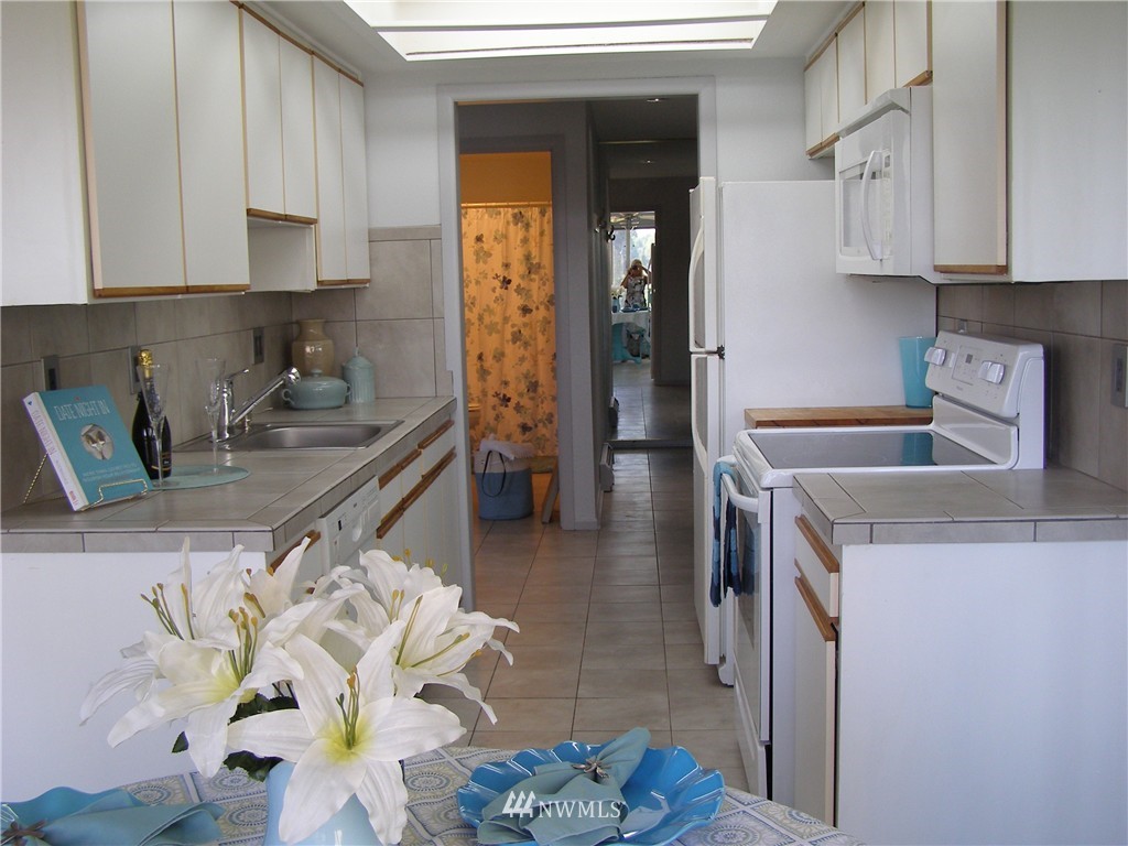525 Lebo Boulevard, Unit C1 Bremerton, WA 98310 - Photo 9 of 22