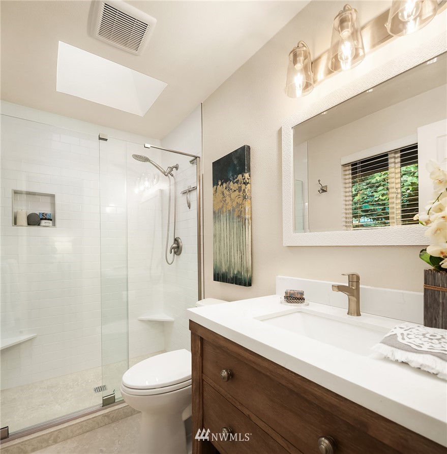 14325 Southeast 136th Street Renton, WA 98059 - Photo 21 of 38 Gallery Image 21