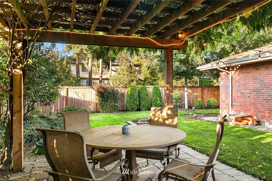 14325 Southeast 136th Street Renton, WA 98059 - Photo 32 of 38 Gallery Image 32