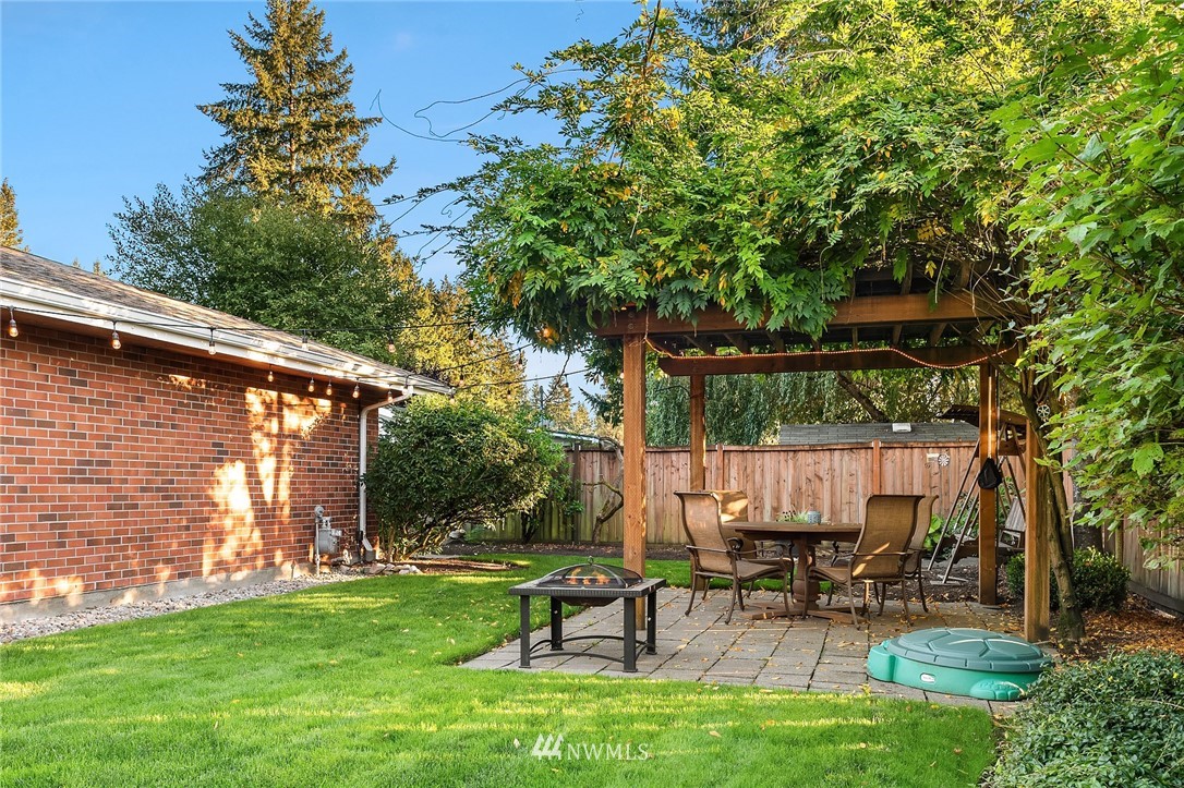 14325 Southeast 136th Street Renton, WA 98059 - Photo 34 of 38 Gallery Image 34