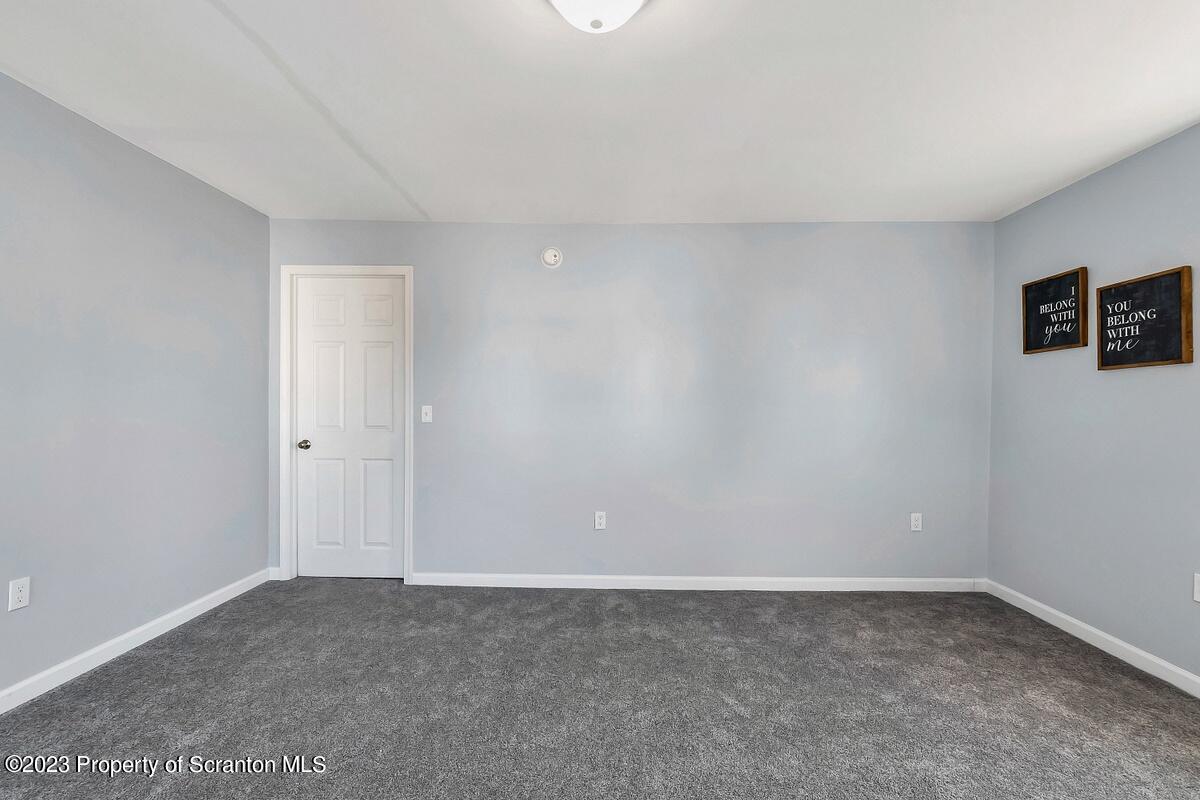 512 Park Street Moosic, PA 18507 - Photo 24 of 50 Bed Room -4