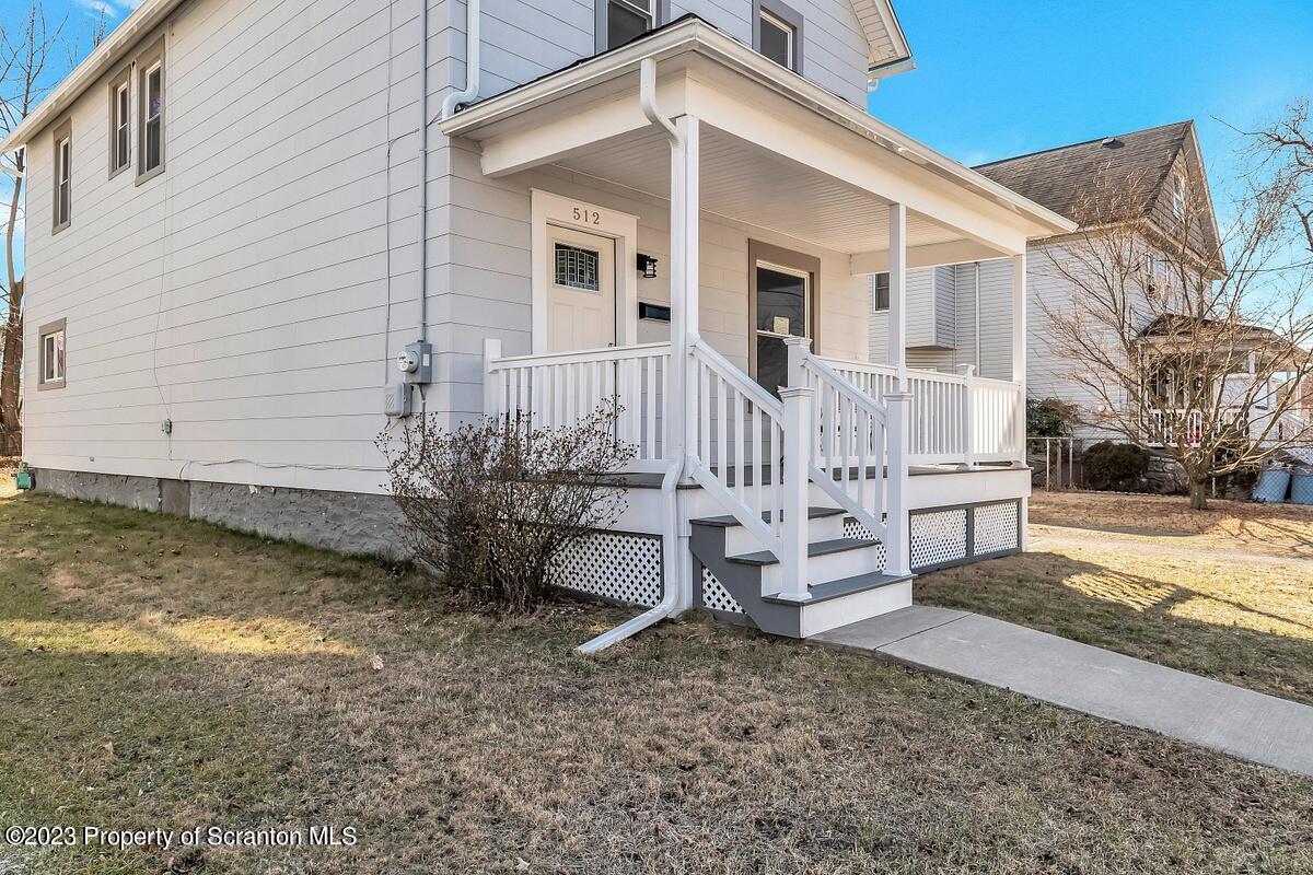 512 Park Street Moosic, PA 18507 - Photo 3 of 50 Front -1-2