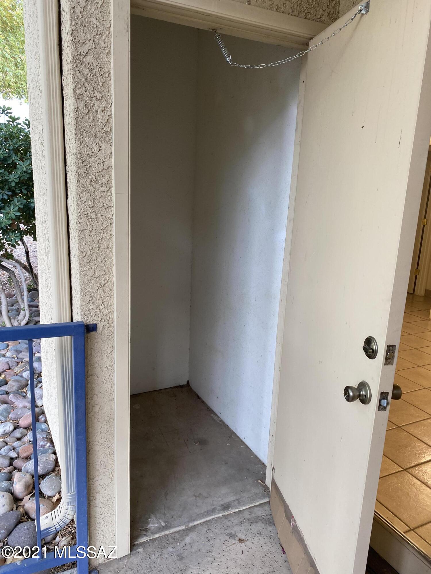 1200 East River Road, Unit D42 Tucson, AZ 85718 - Photo 16 of 19