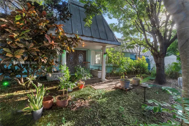 $1,375,000 | 3260 Lakeview Drive, Pompano Beach, FL 33062