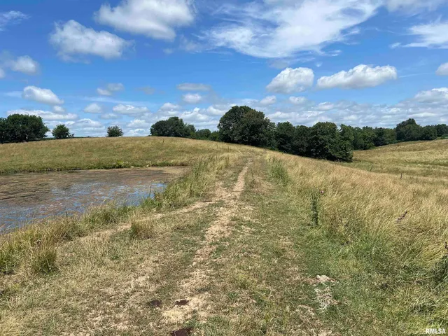 $409,900 | 3311 South Stone School Road, Trivoli, IL 61569