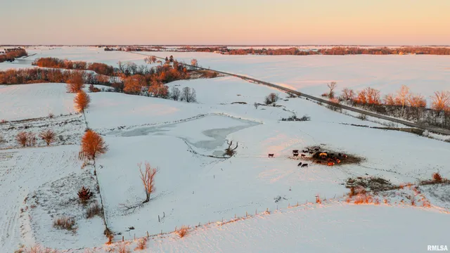 $409,900 | 3311 South Stone School Road, Trivoli, IL 61569