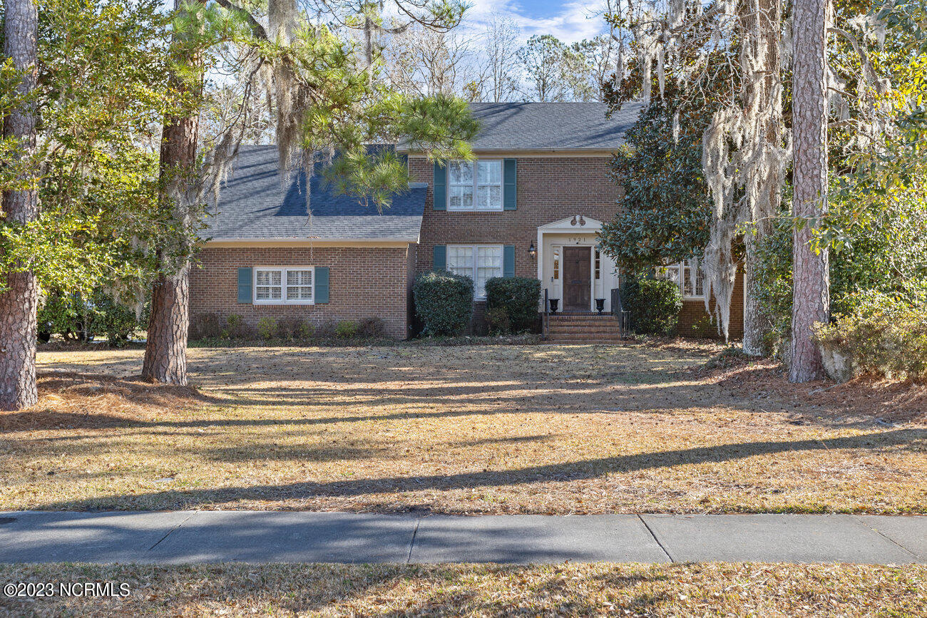 1921 Hawthorne Road Wilmington, NC 28403 - Photo 1 of 42 002_1921_hawthrone_rd-2