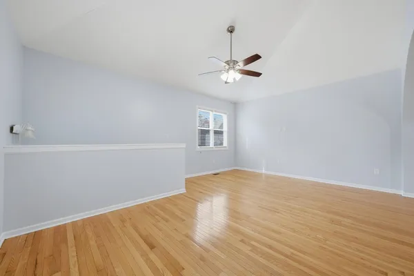 $1,400 | 2125 West 18th Place, Unit 5, Chicago, IL 60608