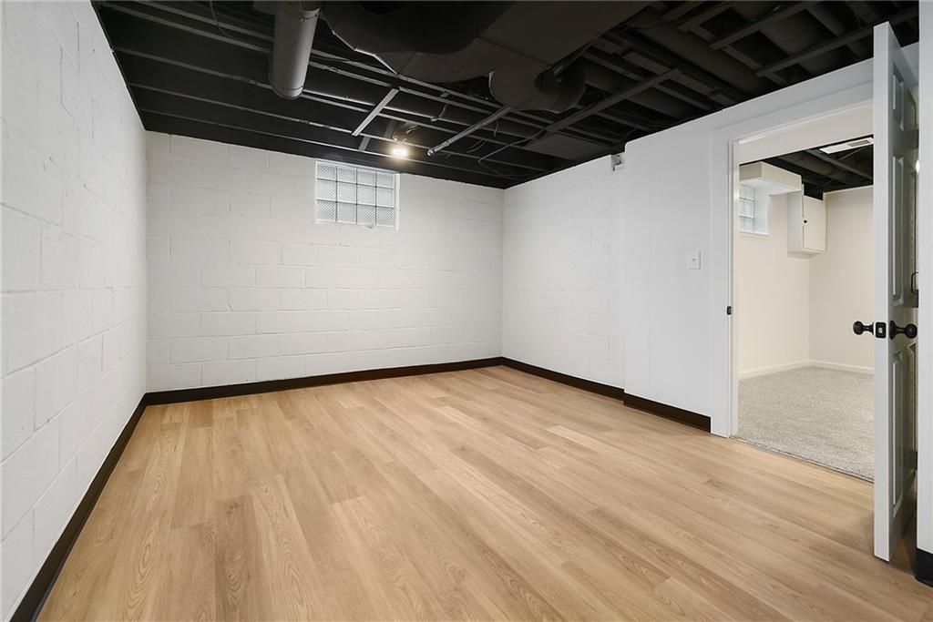 7900 Roderick Drive Pittsburgh, PA 15237 - Photo 22 of 25 Gallery Image 22