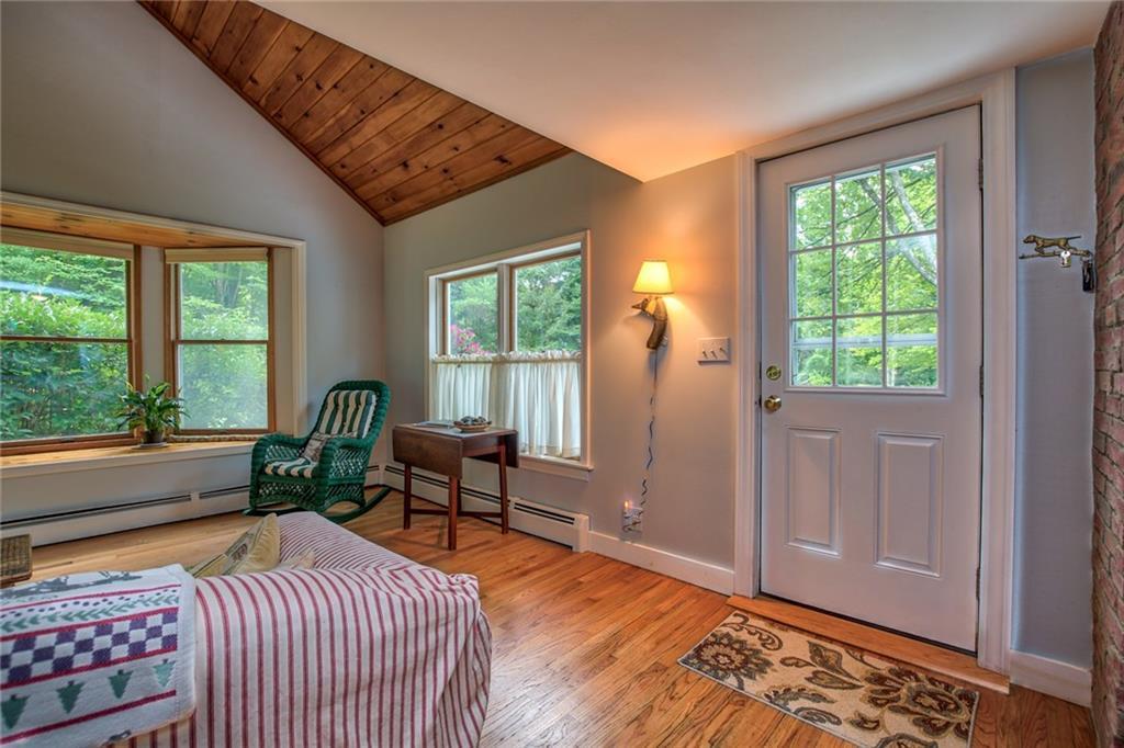 33 Ash Swamp Road Scarborough, ME 04074 - Photo 2 of 27 Photo