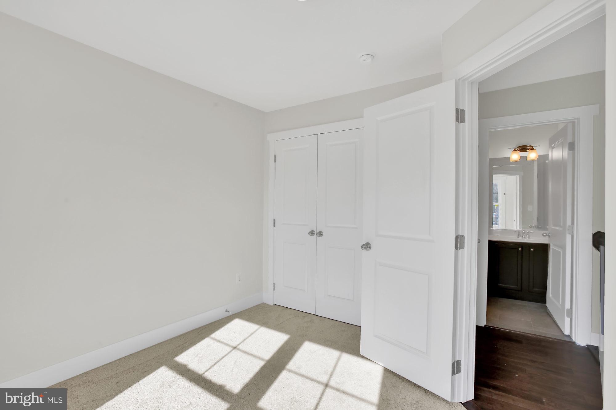 608 Powhatan Beach Road Pasadena, MD 21122 - Photo 16 of 28 Gallery Image 16