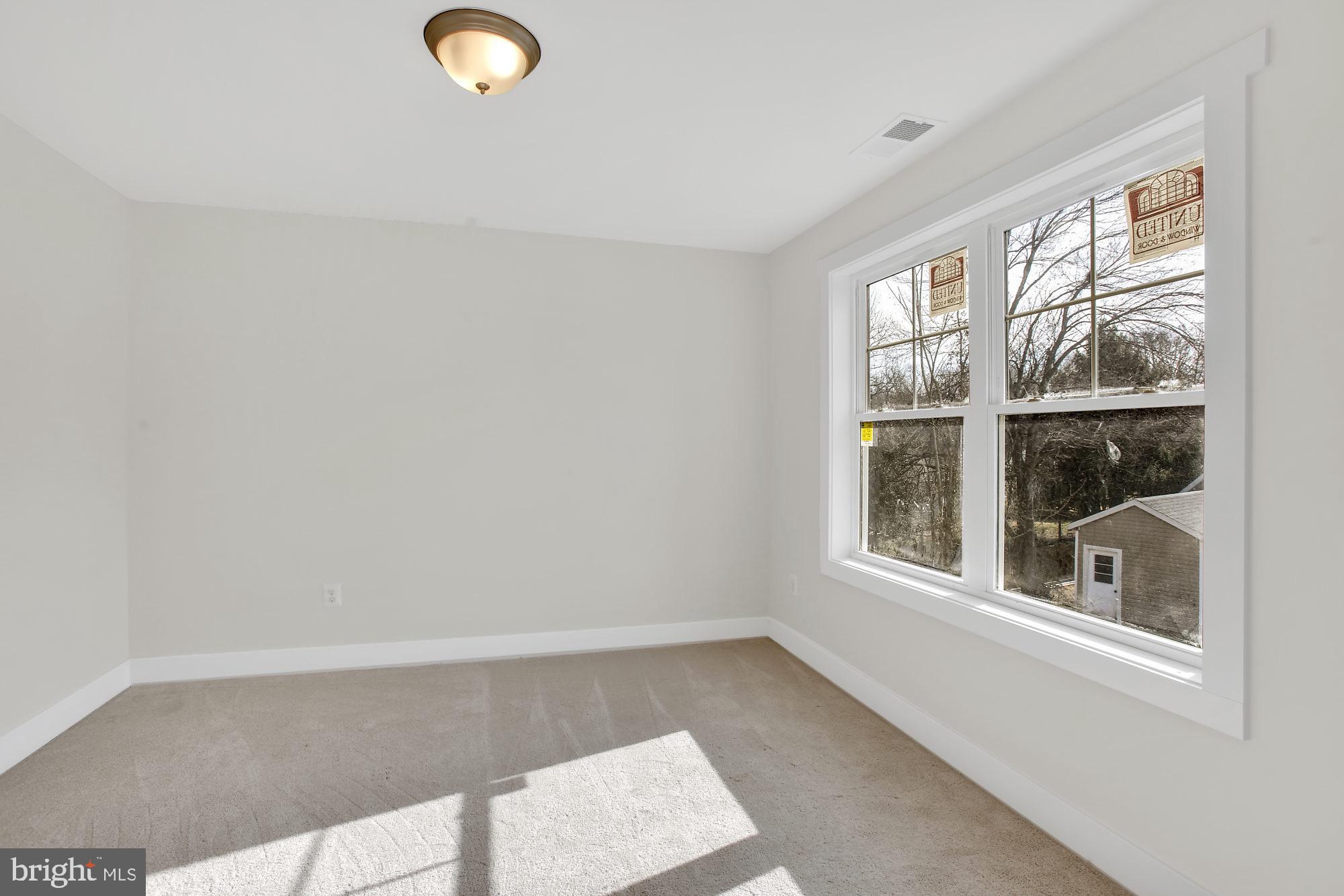 608 Powhatan Beach Road Pasadena, MD 21122 - Photo 20 of 28 Gallery Image 20