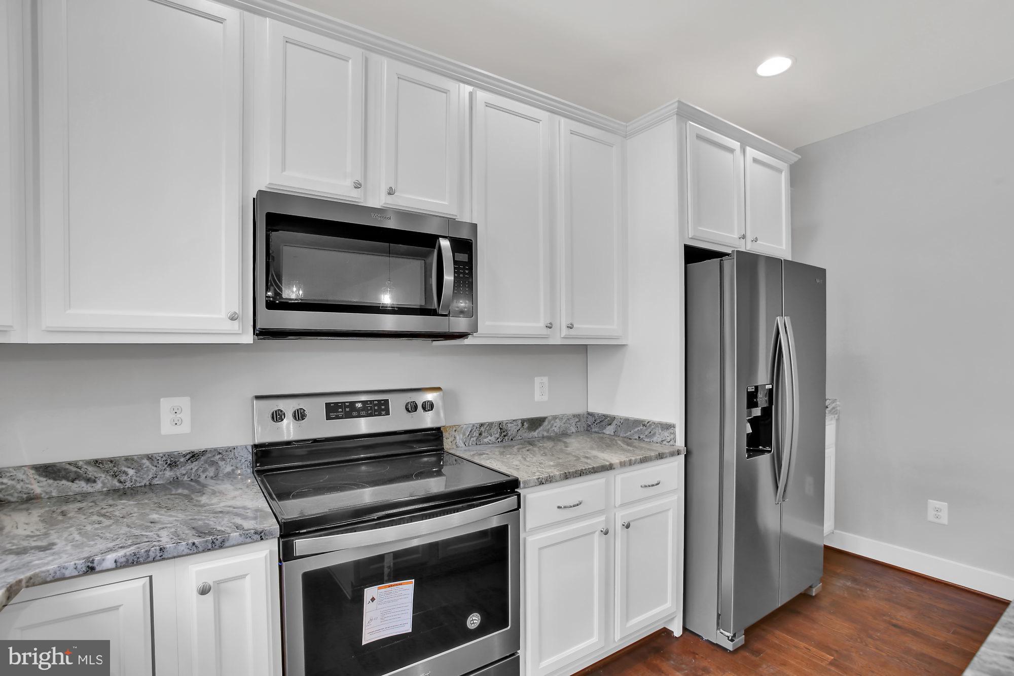 608 Powhatan Beach Road Pasadena, MD 21122 - Photo 6 of 28 Stainless steel appliances