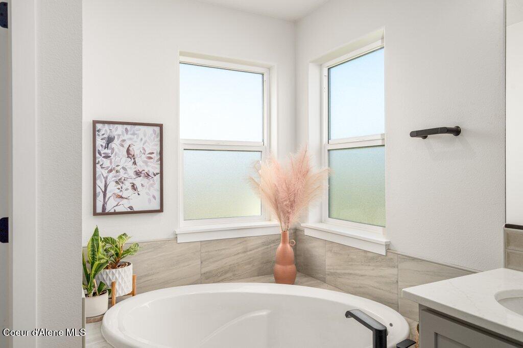 7060 North Roche Drive Coeur D'Alene, ID 83815 - Photo 21 of 38 036-7060NorthRocheDrive-CoeurdAlene-ID-8