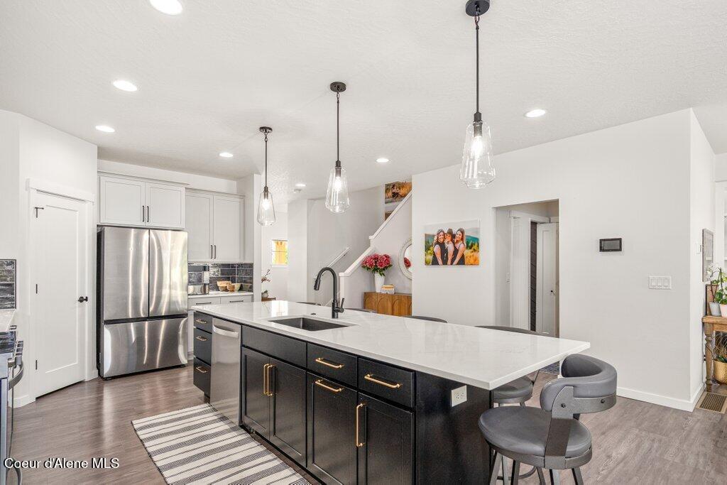 7060 North Roche Drive Coeur D'Alene, ID 83815 - Photo 4 of 38 015-7060NorthRocheDrive-CoeurdAlene-ID-8