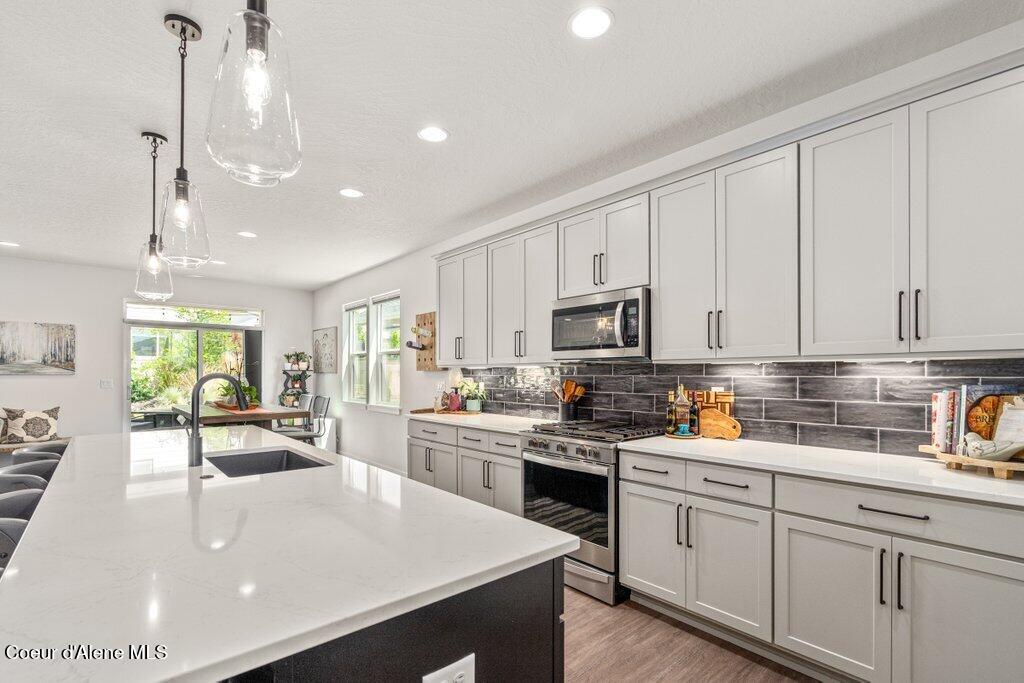 7060 North Roche Drive Coeur D'Alene, ID 83815 - Photo 6 of 38 016-7060NorthRocheDrive-CoeurdAlene-ID-8