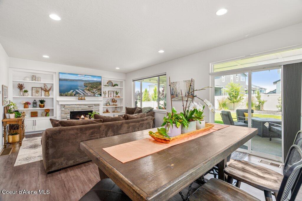 7060 North Roche Drive Coeur D'Alene, ID 83815 - Photo 9 of 38 022-7060NorthRocheDrive-CoeurdAlene-ID-8