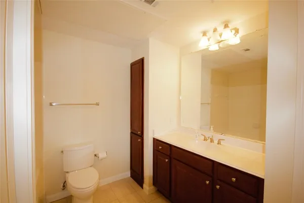 $1,500 | 7575 Kirby Drive, Unit 3303, Houston, TX 77030