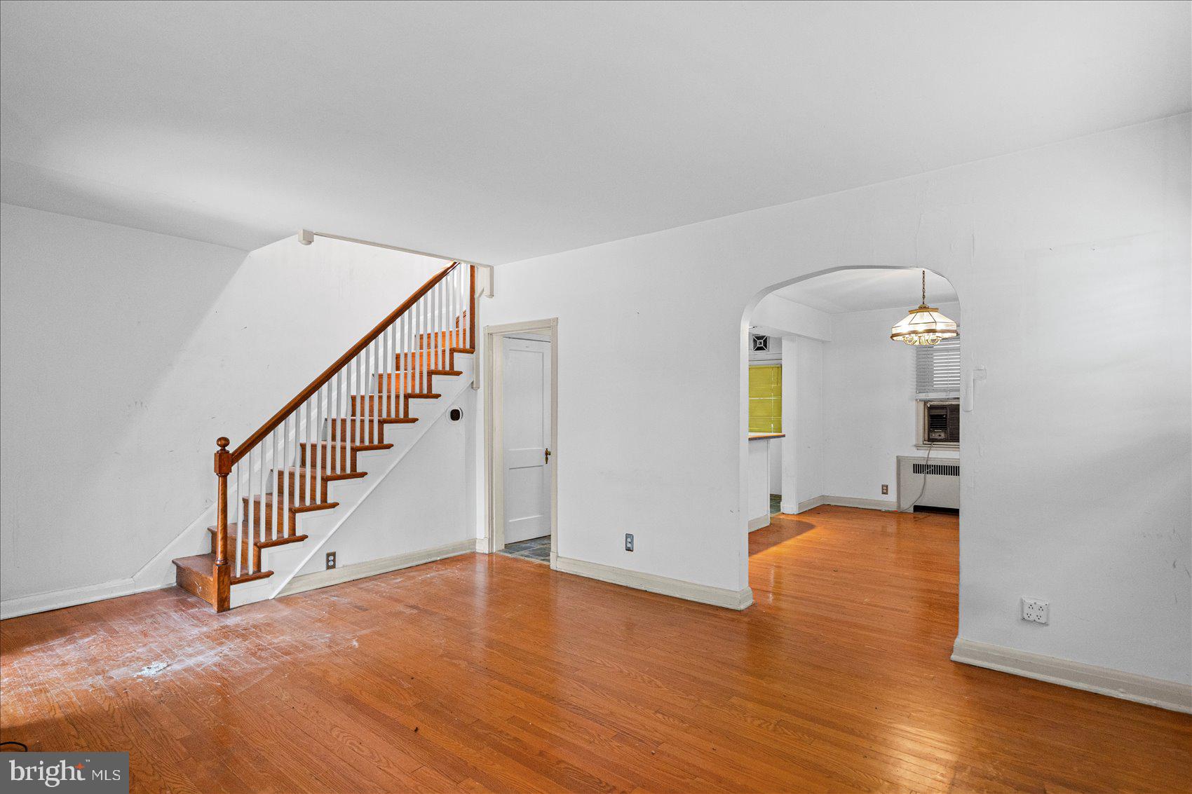 4639 Harcourt Road Baltimore, MD 21214 - Photo 5 of 31