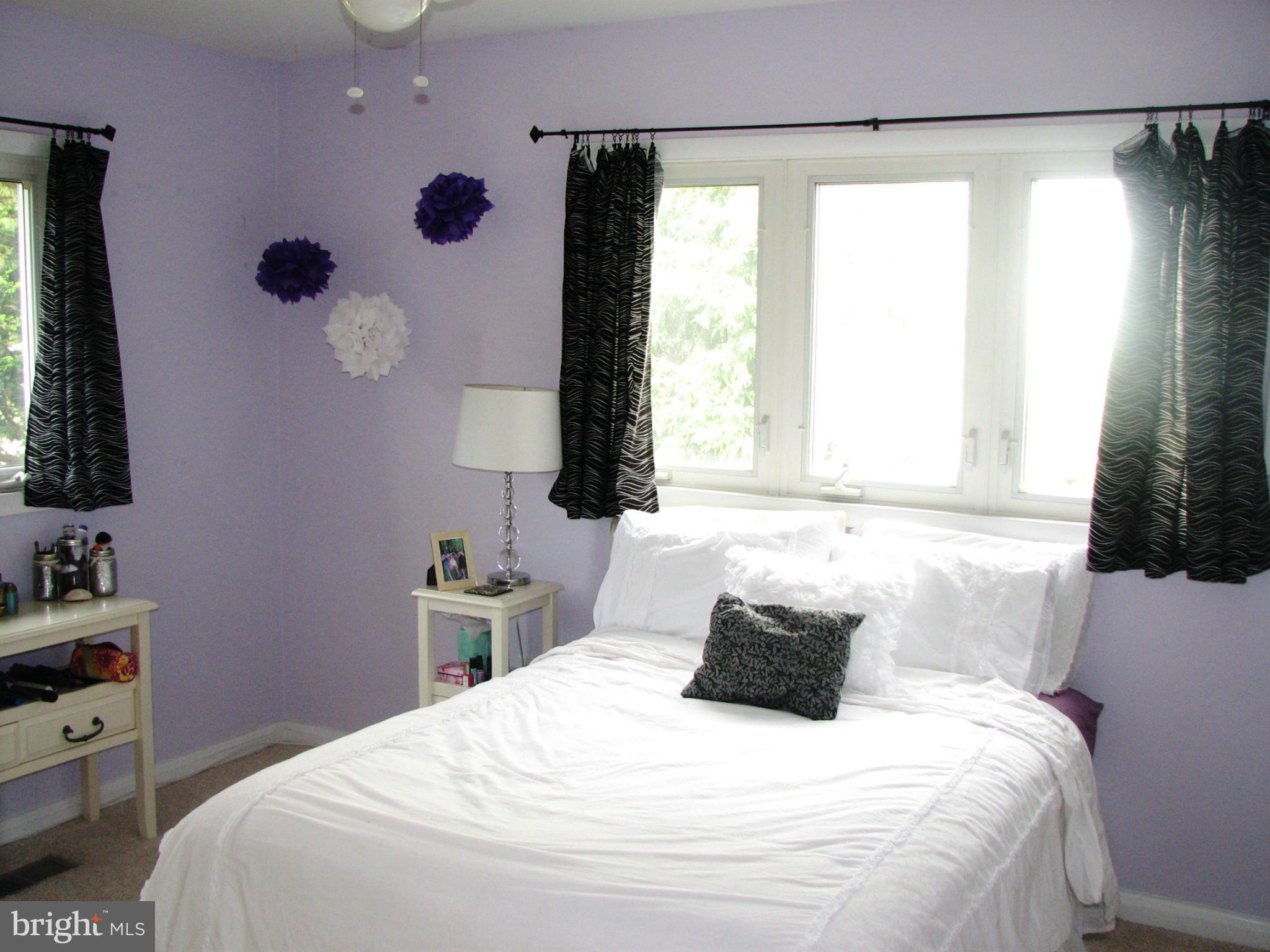 303 Quaker Ridge Road Lutherville-Timonium, MD 21093 - Photo 6 of 14 Bedroom