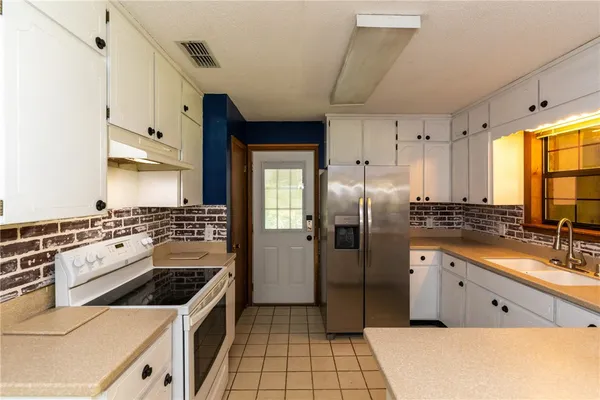 $169,900 | 274 Anita Street, Waycross, GA 31503