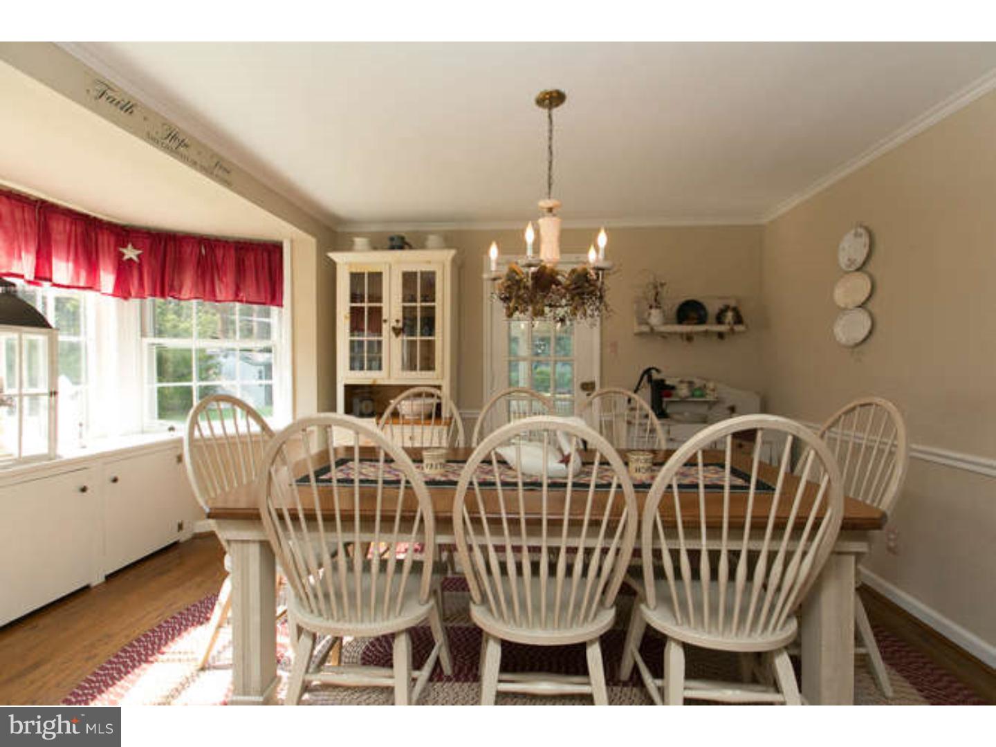 2010 Hilltop Road Flourtown, PA 19031 - Photo 11 of 25 Dining Room