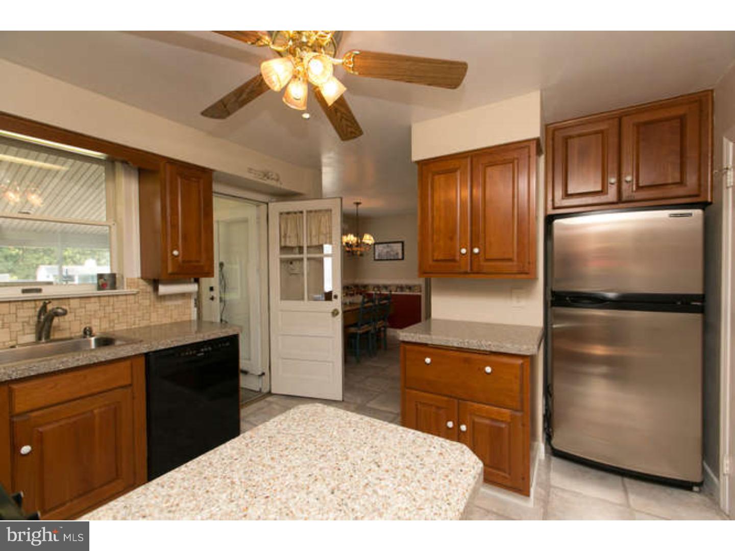 2010 Hilltop Road Flourtown, PA 19031 - Photo 6 of 25 Kitchen