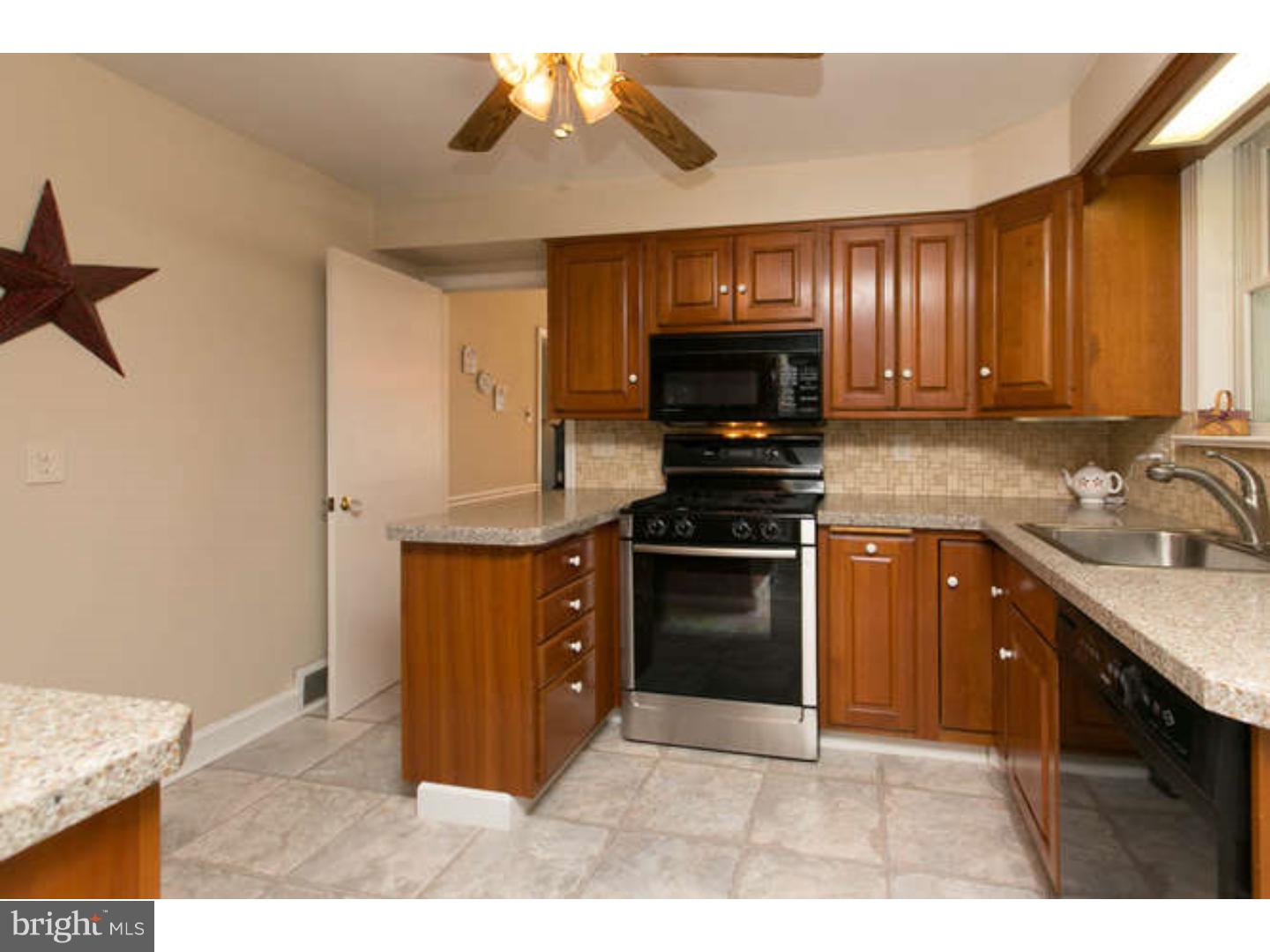 2010 Hilltop Road Flourtown, PA 19031 - Photo 8 of 25 Kitchen
