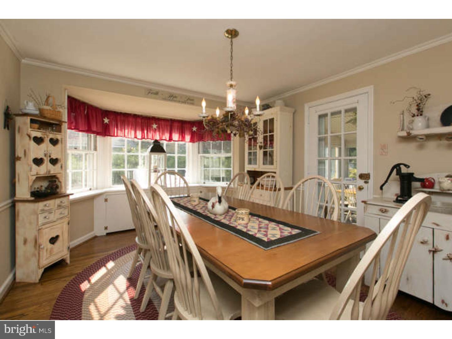 2010 Hilltop Road Flourtown, PA 19031 - Photo 10 of 25 Dining Room