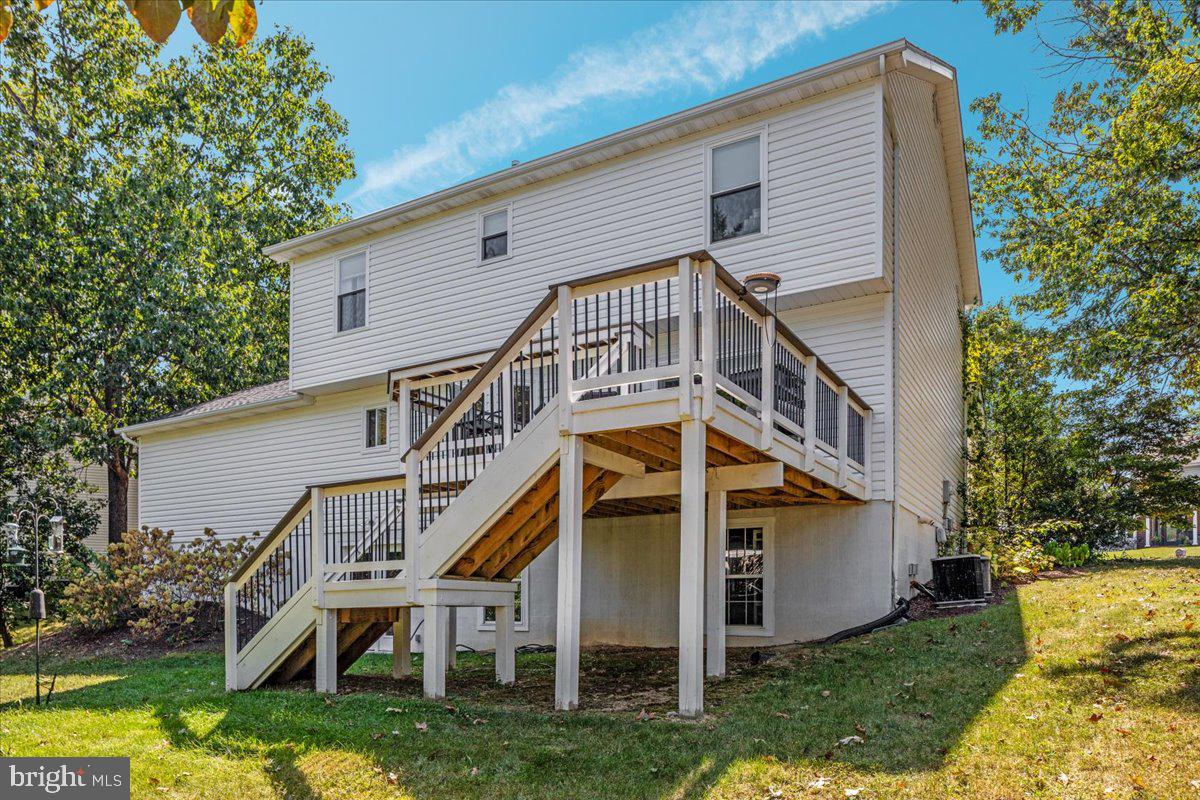 129 Old Wagon Road Winchester, VA 22602 - Photo 33 of 59 a view of a house with a yard