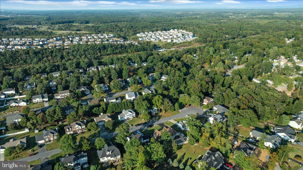 129 Old Wagon Road Winchester, VA 22602 - Photo 41 of 59 a view of a green field