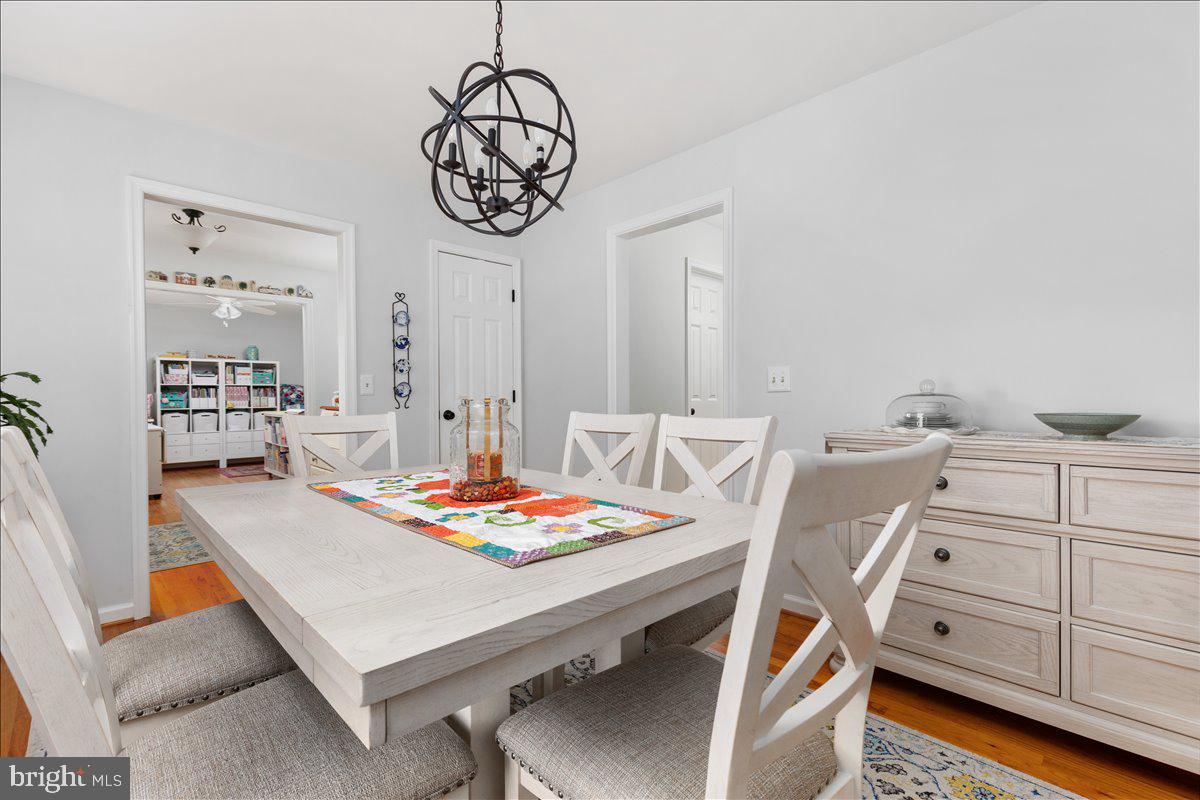 129 Old Wagon Road Winchester, VA 22602 - Photo 9 of 59 a view of a dining room with furniture