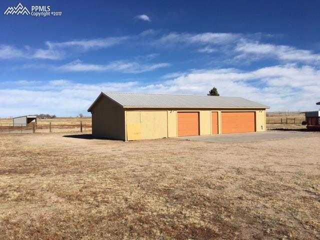 21430 Jones Road Peyton, CO 80831 - Photo 5 of 19