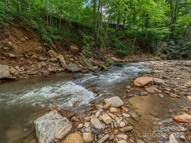 $625,000 | 15 Breezy Creek Lane, Maggie Valley, NC 28751