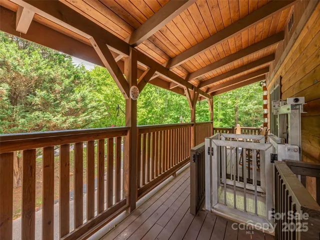 $625,000 | 15 Breezy Creek Lane, Maggie Valley, NC 28751