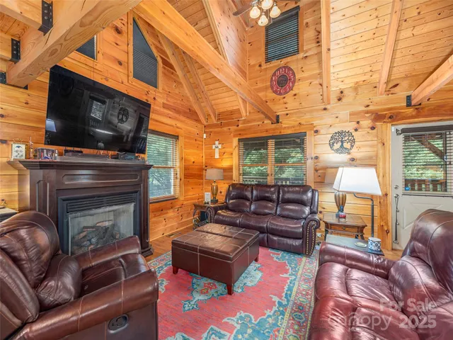 $625,000 | 15 Breezy Creek Lane, Maggie Valley, NC 28751