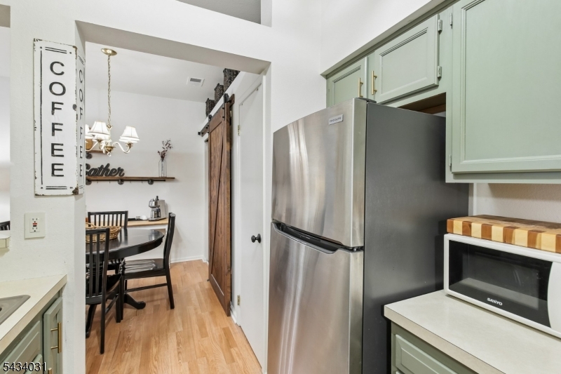 15 Wescott Road, Unit 15 Bedminster, NJ 07921 - Photo 13 of 23