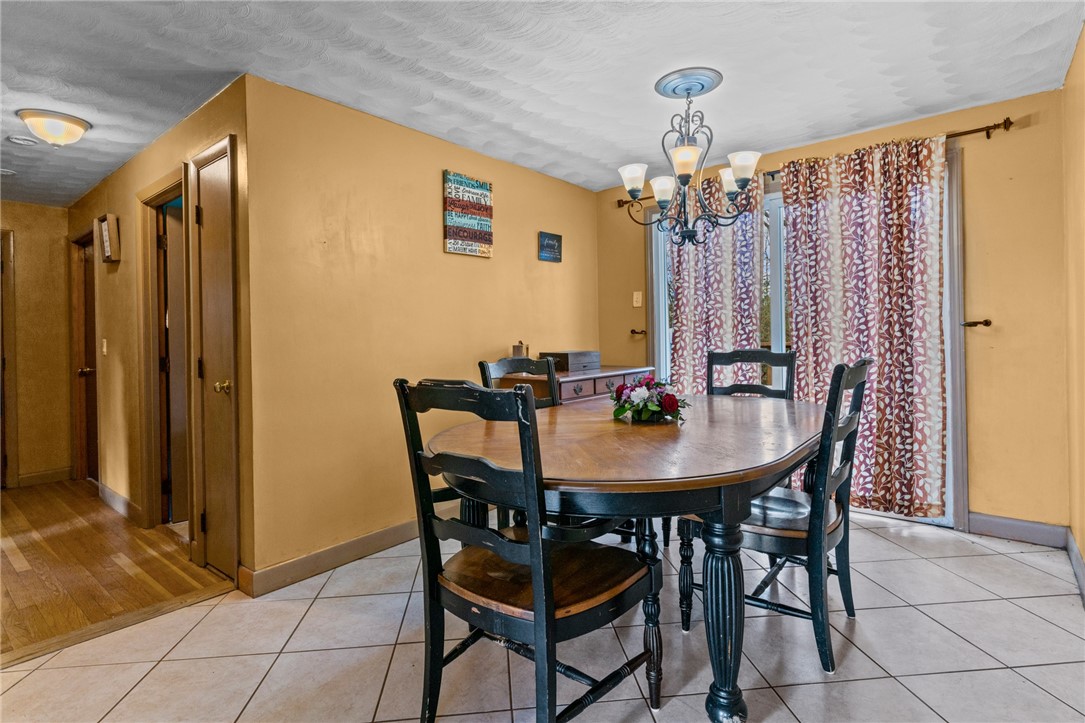 24 Jade Road Coventry, RI 02816 - Photo 13 of 26