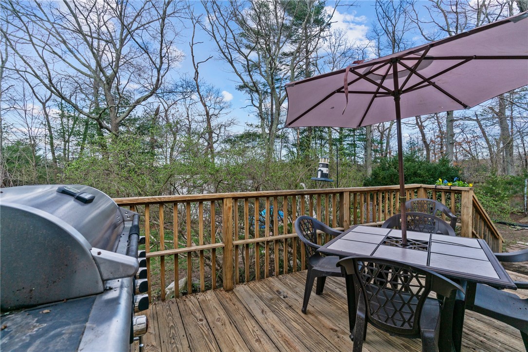 24 Jade Road Coventry, RI 02816 - Photo 25 of 26
