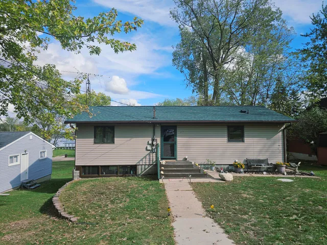 $324,900 | 471 Mallard Drive, Coldwater, MI 49036