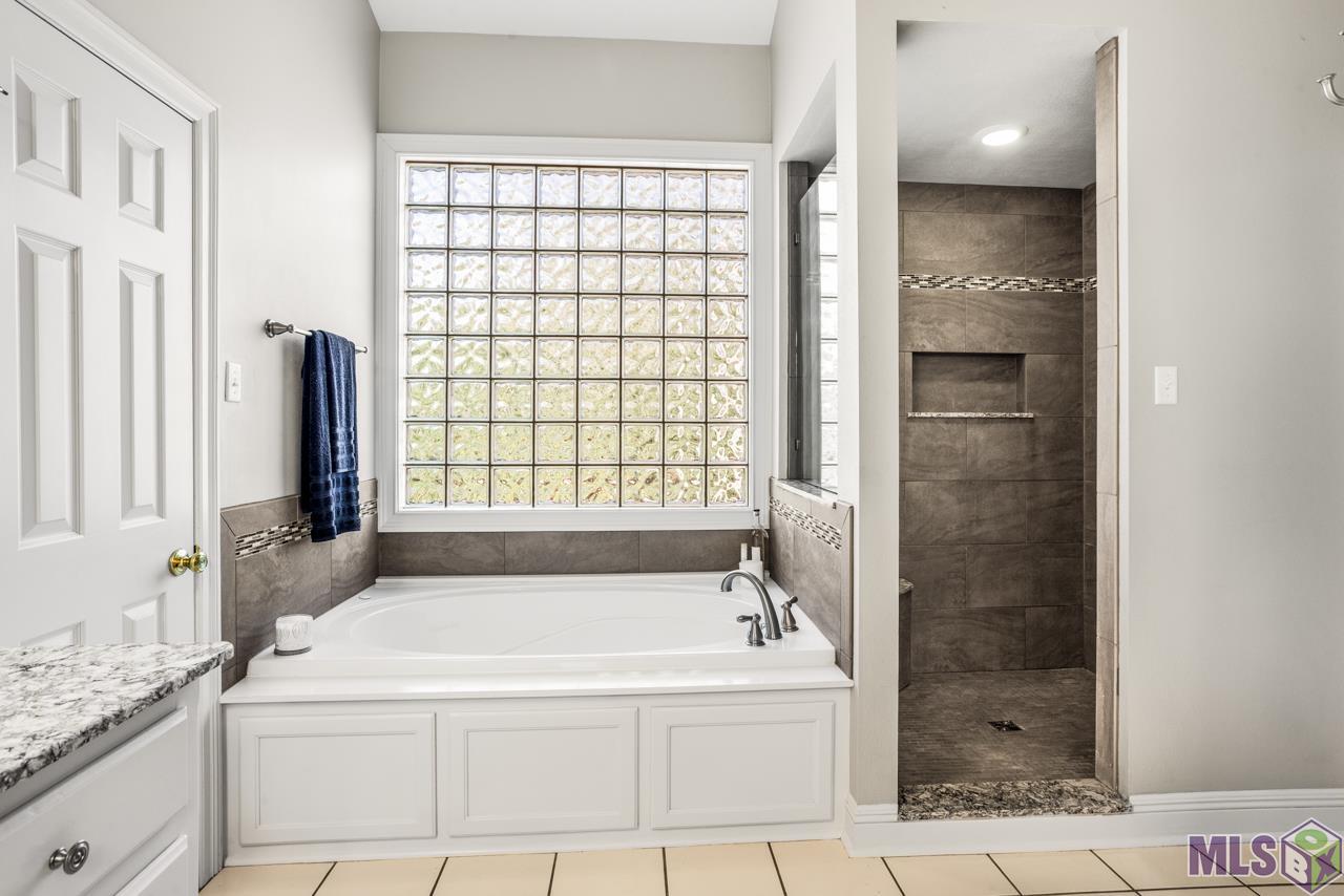 652 Plantation Ridge Drive Baton Rouge, LA 70810 - Photo 17 of 43