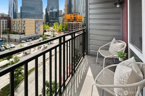 $395,000 | 699 John Street, Unit 617, Seattle, WA 98109