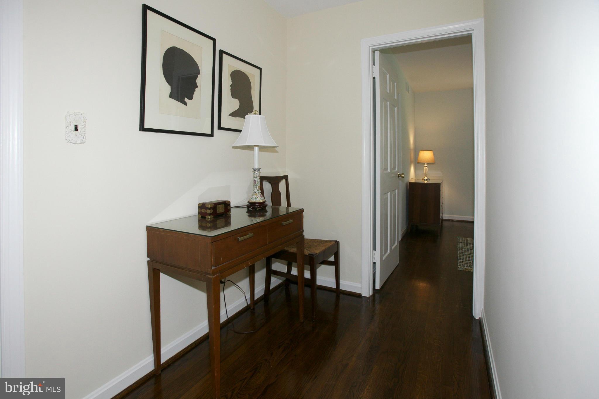 1820 Thornton Ridge Road Baltimore, MD 21204 - Photo 19 of 28 Interior (General)